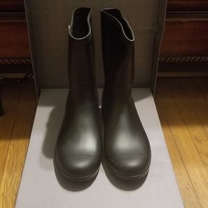 UGG: Sienna Rain boots